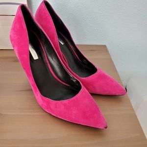BCBG Generation Sz 8.5 hot pink heels